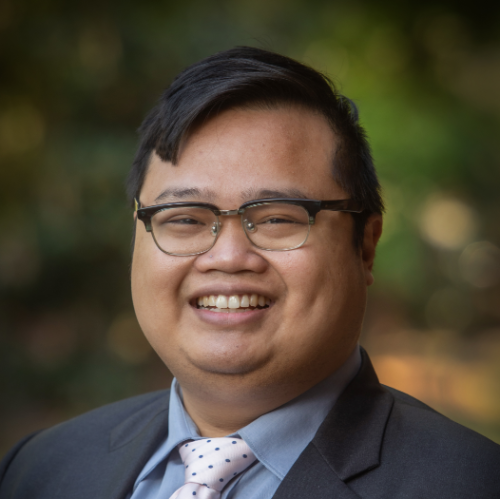 Ray Espinol Headshot