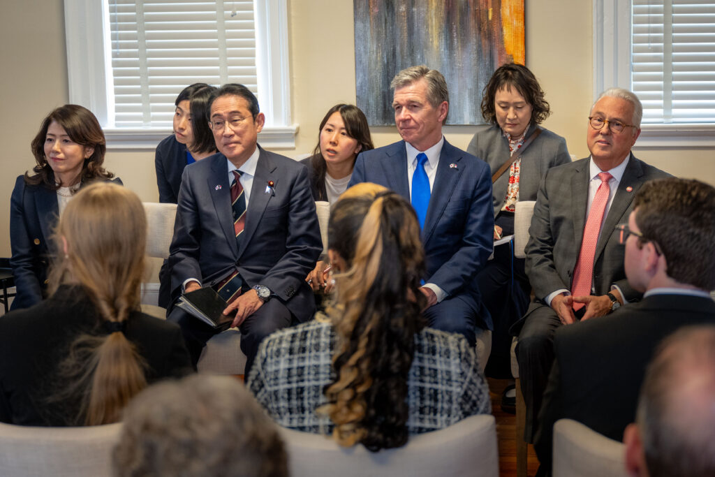 Japanese Prime Minister Fumio Kishida, Governor Roy Cooper and Chancellor Woodson
