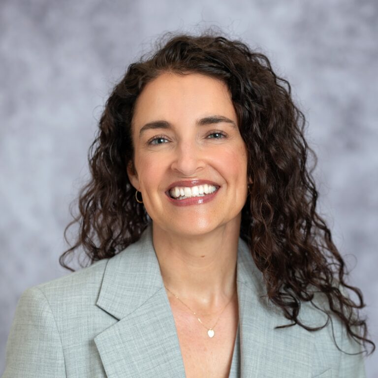 Dr. Leah Peck